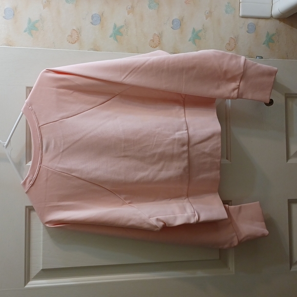 Nike Dri Fit Sweater. - Picture 4 of 5